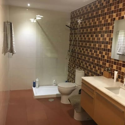 Rental of a spacious 2-bedroom apartment, 104 m², Alicante, Spain